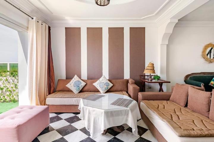 Ocean Breeze ,See View Apartment L'Oasis ภายนอก รูปภาพ